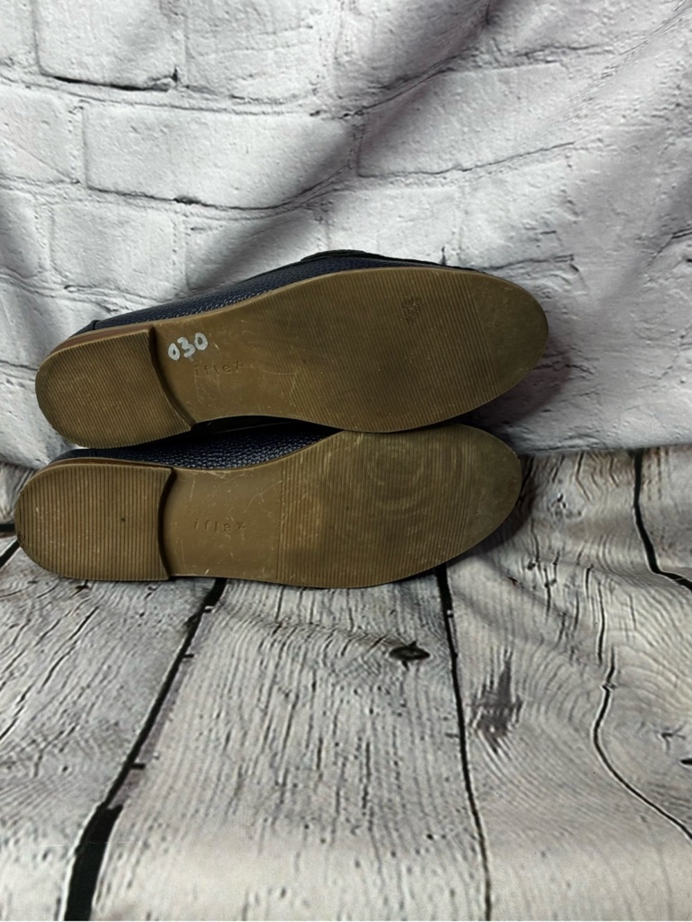 Anne Klein iFlex Loafers Women’s 9M Navy Blue Pebbled Bit Slip-On Driving Flats - Picture 4 of 9